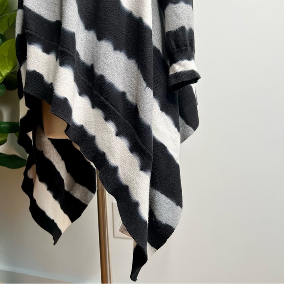 MICHAEL Michael Kors Open Front Sweater S/M - Picture 6 of 12